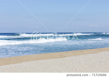 江原道東海市波浪,波浪,芒桑海灘,芒桑海灘 江原道東海市波浪,波浪,芒桑海灘,芒桑海灘 71729886