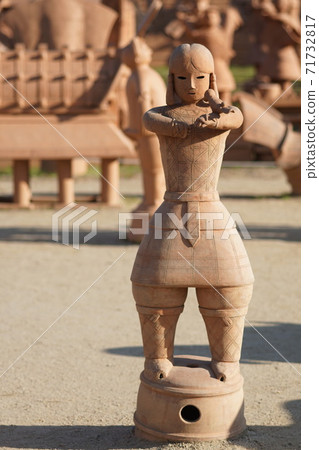 Imashirozuka Kofun Park Haniwa 71732817