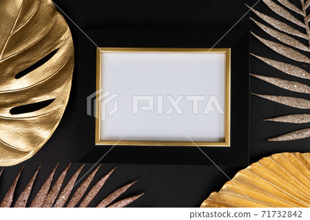 black and gold mok up frame 71732842