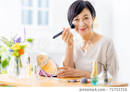 Senior female beauty Senior female beauty 71733728