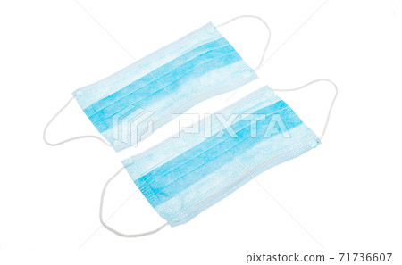 medical mask isolated 71736607