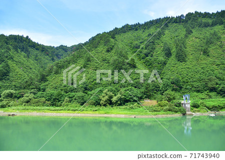 Scenery of each station and its surroundings from Tadami Station on the Tadami Line to Aizu-Kawaguchi Station 71743940