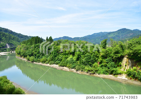 從忠武線忠武站到會津川口站的各站及其周邊的風景 71743983