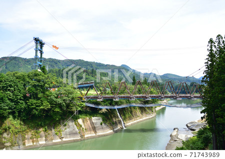 從忠武線忠武站到會津川口站的各站及其周邊的風景 71743989