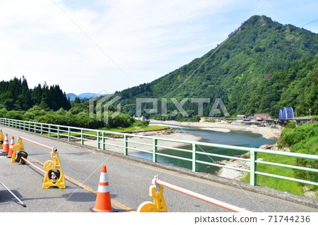 從忠武線忠武站到會津川口站的各站及其周邊的風景 71744236