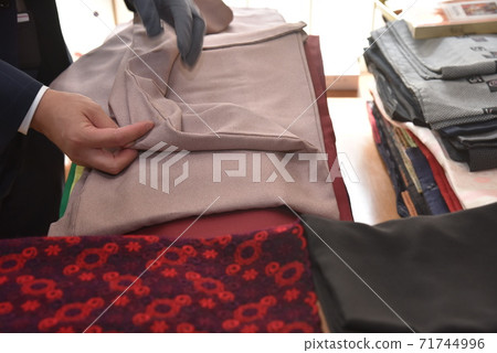廢棄的商務旅行購買服務事業 廢棄的商務旅行購買服務事業 71744996