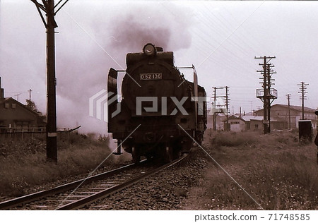 1969 D52 steam locomotive departure ward. Hakodate Main Line Oshamambe Motive Power Depot. Hokkaido 1969 D52 steam locomotive departure ward. Hakodate Main Line Oshamambe Motive Power Depot. Hokkaido 71748585