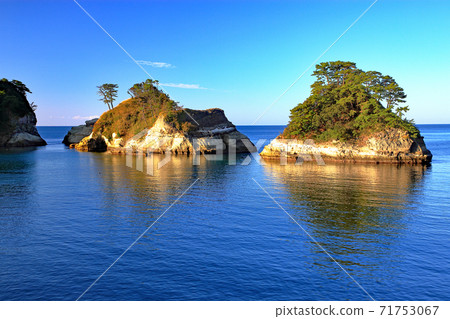 Nishiizu Coast Dogashima [Fuji Hakone Izu National Park] 71753067