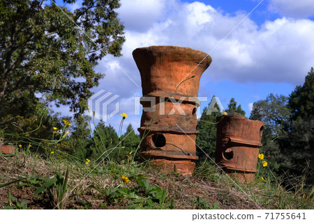 Romantic Ibaraki (The site of Obatakitayama Haniwa production is located on the shore of Hinuma, and solute clay was produced.) Ibaraki Town 71755641