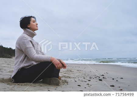 woman near sea 71756499
