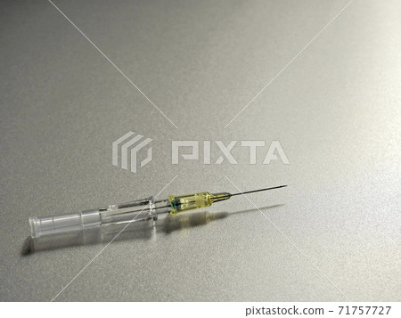 Surflo needle (indwelling needle), drip, size 24G (yellow) Surflo needle (indwelling needle), drip, size 24G (yellow) 71757727