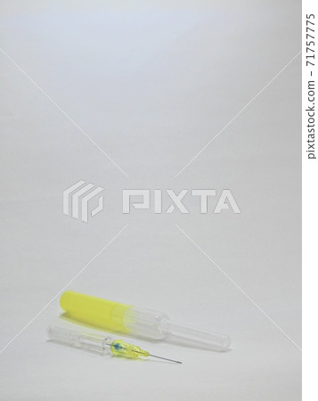 Surflo needle (indwelling needle), drip, size 24G (yellow) Surflo needle (indwelling needle), drip, size 24G (yellow) 71757775
