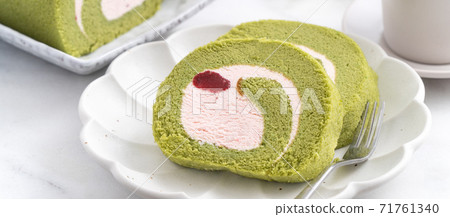 Swiss roll Swiss roll Cake roll Matcha Strawberry Matcha roll cake スイスロール ロールケーキ Swiss roll Swiss roll Cake roll Matcha Strawberry Matcha roll cake スイスロール ロールケーキ 71761340