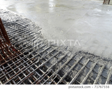 Cold joint concrete. The concrete joint between old and new concrete at the construction site. The joint should properly be done to provide potential leakage happens in the future. Cold joint concrete. The concrete joint between old and new concrete at the construction site. The joint should properly be done to provide potential leakage happens in the future. 71767338