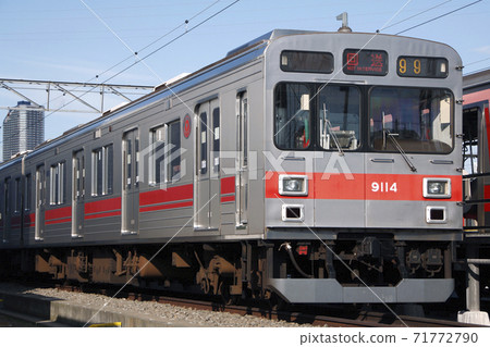 TY] Tokyu Toyoko Line 9000 series - Stock Photo [71772790] - PIXTA