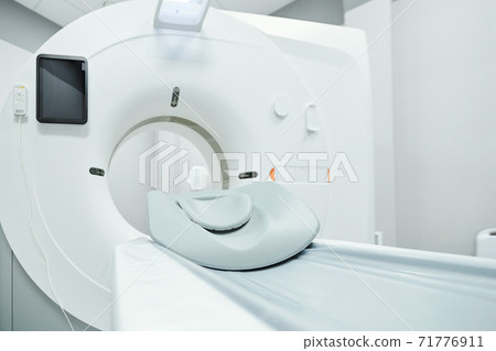 Couchette for patient, screen and other parts of large ultra sound machine Couchette for patient, screen and other parts of large ultra sound machine 71776911