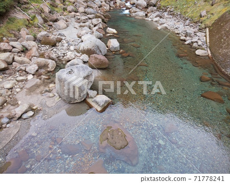 Mountain foliage Mountain foliage 71778241