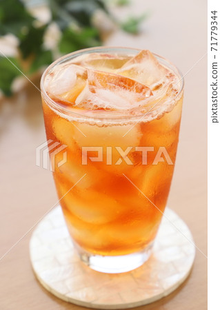 Iced tea  71779344