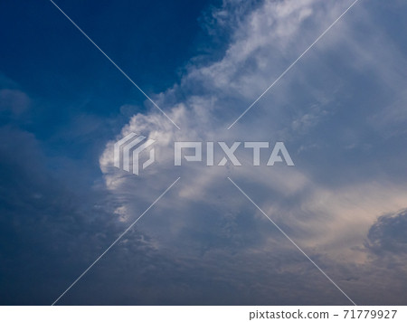 blue sky with cloud closeup blue sky with cloud closeup 71779927