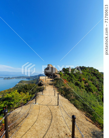 Shodoshima Heavy Rock 8 71780613