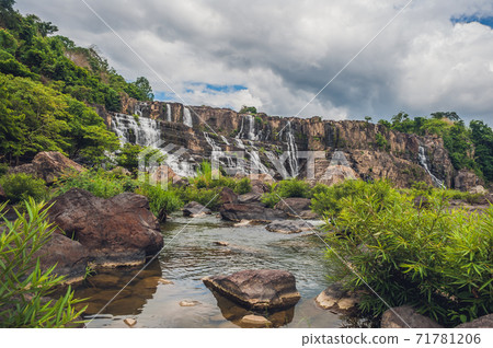 Amazing Pongour Waterfall is famous and most beautiful of fall in Vietnam. Not far from Dalat city estimate 45 Km. Dalat, Vietnam 71781206