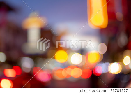 Urban bokeh light blurred lights Abstract background in the city. Urban bokeh light blurred lights Abstract background in the city. 71781377