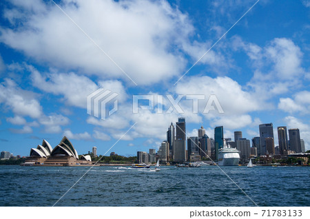 View of sydney 71783133