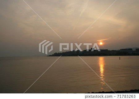 真嗣湖日落 71783263