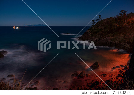 (Shizuoka Prefecture) Izu Sea Midnight 71783264