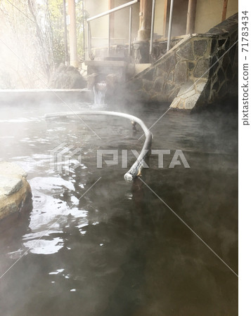 日本秘密溫泉露天浴池 71783434