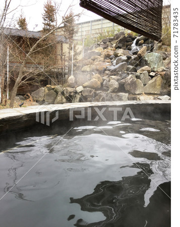 日本秘密溫泉露天浴池 71783435