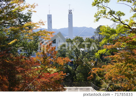 山口縣山口市山口澤維爾紀念大教堂和秋葉 71785833