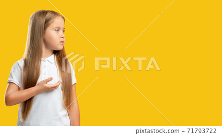 confused child promotional background puzzled girl confused child promotional background puzzled girl 71793722