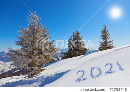 2021 on snow at mountains - St. Gilgen Austria 2021 on snow at mountains - St. Gilgen Austria 71793748