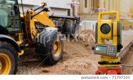 Theodolite, total positioning station 71797103