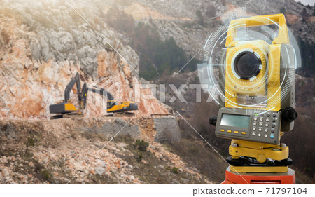 Theodolite, total positioning station 71797104