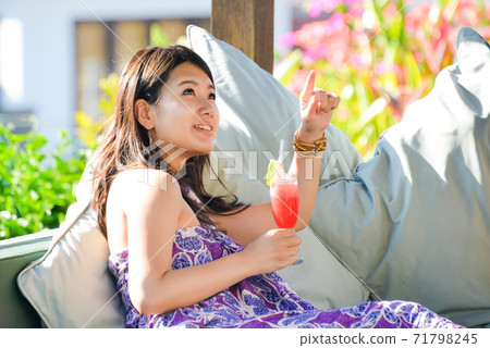 Woman at the resort 71798245