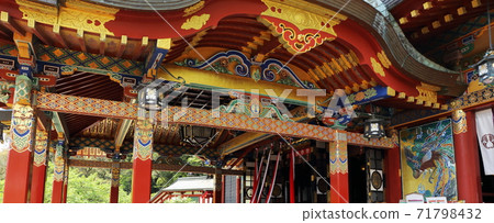 湯德稻荷神社本館 71798432