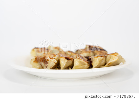 Dumplings on a plate 71798673