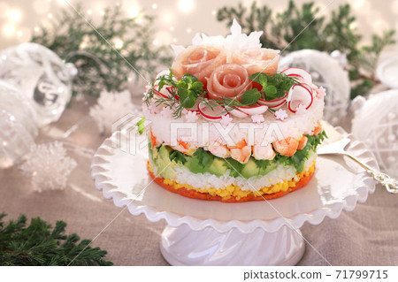 Christmas cake sushi 71799715