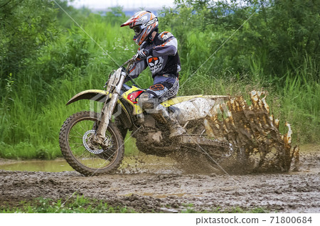 Motorcycle 71800684