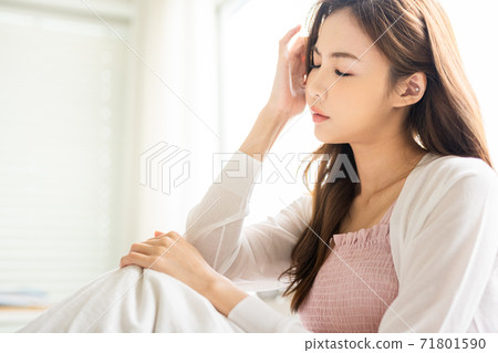 Female sickness hospital Female sickness hospital 71801590