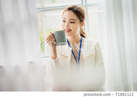 Business woman Business woman 71802122