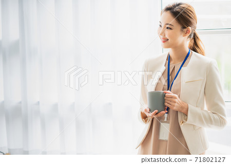 Business woman 71802127