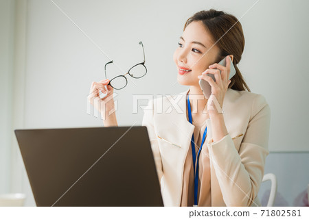 Business women Business women 71802581