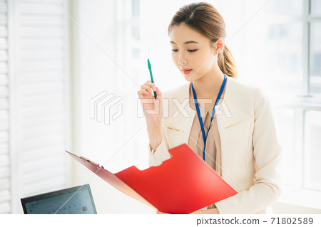 商業女性 商業女性 71802589