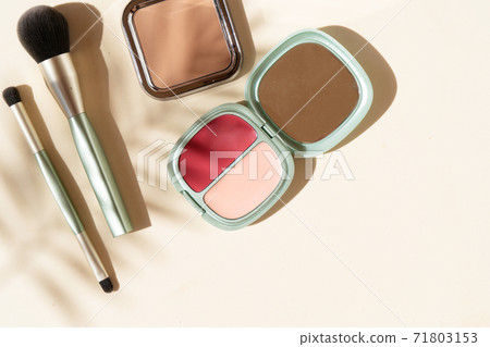 make up brushes make up brushes 71803153