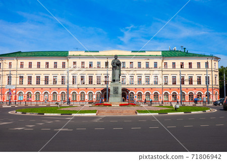 Yaroslav the Wise statue, Yaroslavl 71806942
