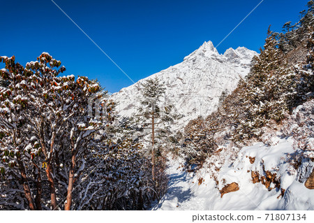 Mountain landscape in Everest region, Nepal Mountain landscape in Everest region, Nepal 71807134