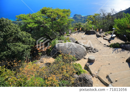[廣島縣]矢山獅子岩天氣晴朗 71811056